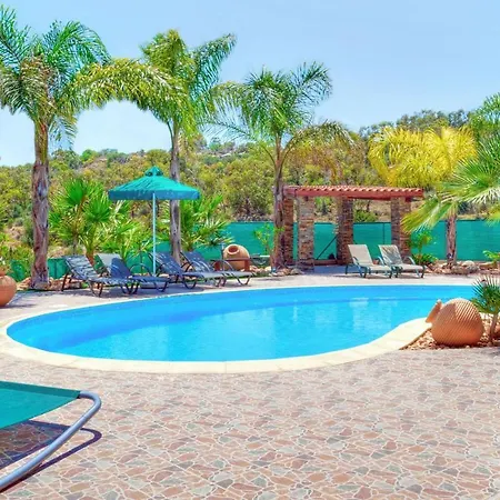 Villa Azure *